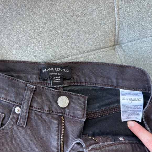 Banana Republic slim fit high rise dark brown jeans size 4 - Picture 6 of 6